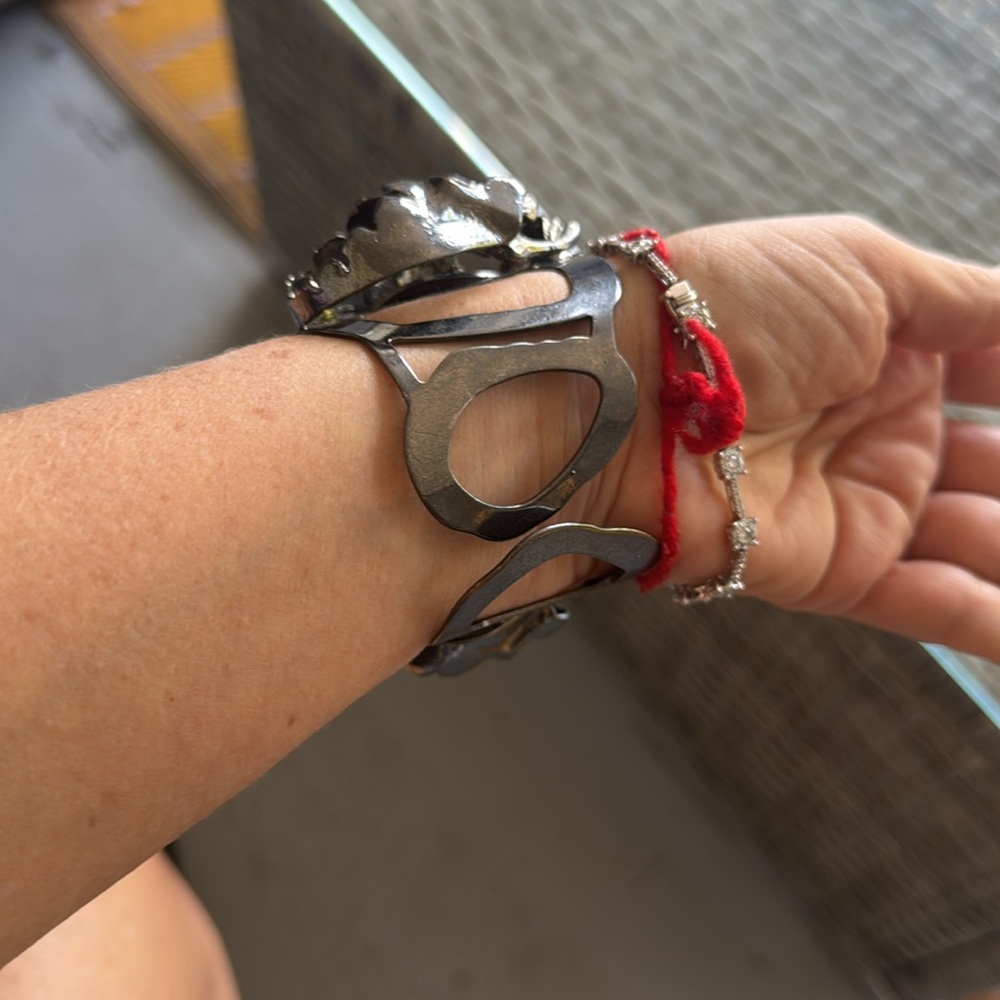 Bracelet - Picture 5 of 6